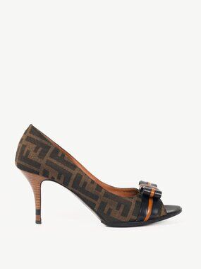 Fendi Tabacco & Nero Zucca Jacquard Bow Pumps